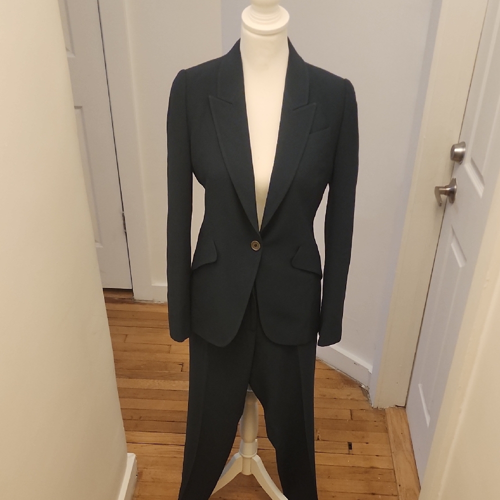 Alexander Mqueen Peak Shoulder Crepe Suit Set Olive Color